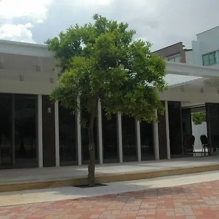 Hotell Batont Garden 3*