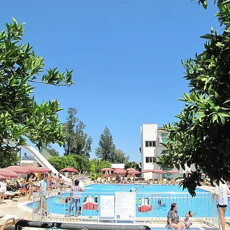Batont Garden Hotell